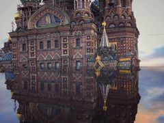 -滴血救世主教堂