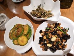 -丹江口渔村·湘味厨房(桃园店)