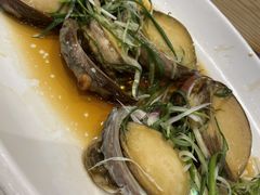 清蒸大连鲍半打-金翠皇宫粤菜·点心·海鲜(科技园店)