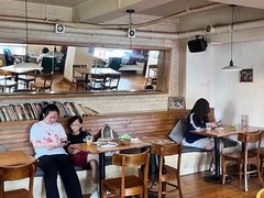 -雕刻时光咖啡馆(南院门店)