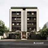 因住宅楼规模关系设计师简化了大堂的设计,推开入口玻璃门,正对
