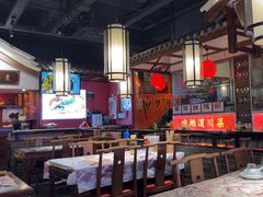 -川流不息·地道川菜·小龙虾(新松江路店)