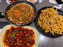 一棠蟹面-一棠龙虾•王牌虾球(楚河汉街店)