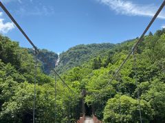 -燕子河大峡谷天坑仙境