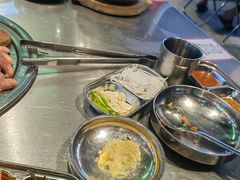-哈哈碳都·牛肋条无限自助烤肉(台江万达店)