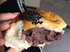 -沁屋面包店(人民东路店)