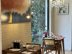 -Mark&Mars Restaurant