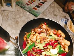 香锅牛蛙-小菜园新徽菜(常州金坛吾悦店)