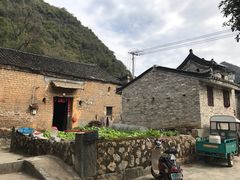 -老根农家饭店