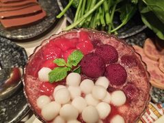 官官杨梅冰汤团-哥老官重庆美蛙鱼头(虹口龙之梦店)