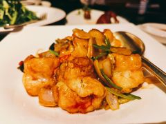 黑蒜大千虾球-北京四季酒店·采逸轩