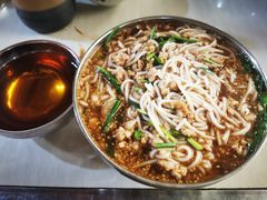 -正宗杨记普洱酸醋米线(总店)