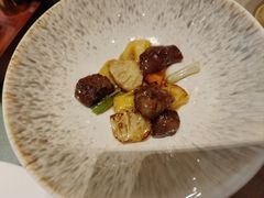 神湾菠萝炒牛肉粒-中山保利艾美酒店-乐美中餐厅