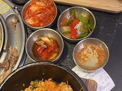 -GOGIYA·咕叽吖韩国传统烤肉店(东方新天地店)