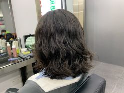 -诗悦发型SALON·圣罗兰店