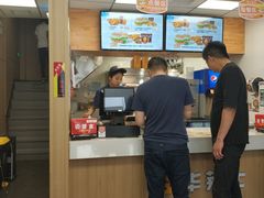 -华莱士·炸鸡汉堡(华府店)