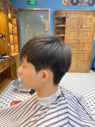 -贝勒爷专业男发