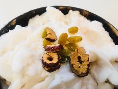 -津椰本·海南正宗椰奶清补凉(店一店)