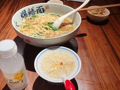 -李犟大爆鳝面·手工蟹黄包(湖滨西湖店)