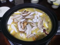 -菌之家·专业纯野生菌火锅·特色炒菌