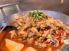 -昱龙大盆牛蛙馆(三兴街总店)