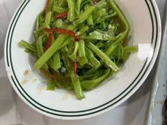 -明本湛江鸡•海鲜小厨(陈家祠店)