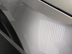 -鲨鱼皮汽车凹陷玻璃修复(静安店)