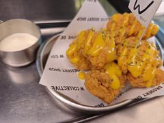 -W COLLECTIVE  DESSERT SHOP