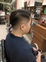 -MARTIN'S BARBER SHOP男士理发馆