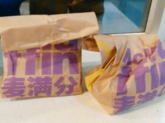 -麦当劳(轻轨曹杨路店)