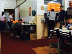 大堂-春雨羊汤店(广开四马路总店)