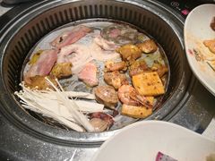 -佰烧海鲜烤肉火锅自助(世茂国际广场店)