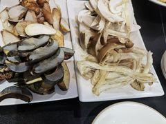 -野菌皇海景野生菌火锅(滨海大道店)