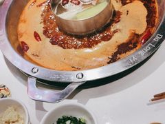 -大龙燚火锅(天安云谷店)