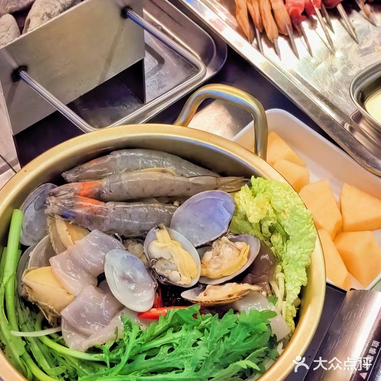 我要大声告诉你们 我又挖到了一家宝藏店，可以吃到啤酒锅