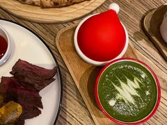 -Common Table · Brunch & Coffee