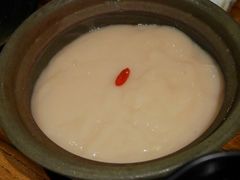 -老牌坊云南鱼豆花火锅(爱建店)