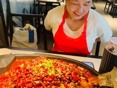 -江边城外烤全鱼(世茂广场店)