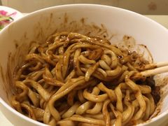 -黑八私房老北京炸酱面