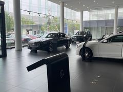-北京鹏龙瑞星奔驰4s店(来广营店)