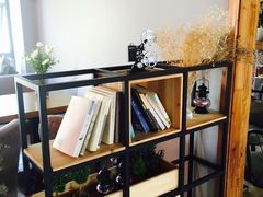面包甜点陈列柜-B.O.M波姆烘焙(凤凰街店)