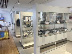-青岛中升沃茂沃尔沃4S店(市北店)