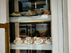 -Lia Cafe Bar Restaurant松山咖啡屋