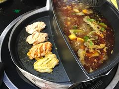 -天鹅恋主题酒店(积玉桥地铁站店)