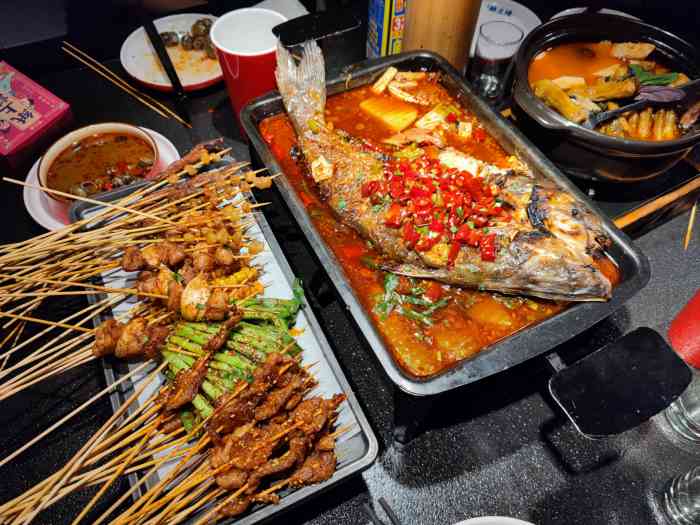 醉兰陵·唐风烧烤酒肆(万象城店)-"偶尔发现的一个烧烤店,本来想去