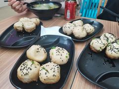 -小杨生煎(金山百联购物中心3楼店)