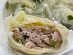 笋尖鲜肉大馄饨-小胖子馄饨店(洪兴路店)
