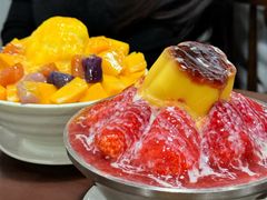 芒果芋圆牛奶绵绵冰-水牛奶皇后糖水铺(深圳总店)