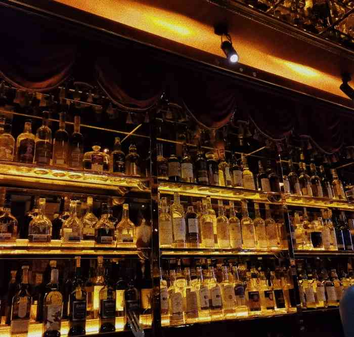 京斗云威士忌雪茄俱乐部(台湾街店)