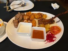-Efes Turkish & Mediterranean Cuisine 艾菲斯餐厅(陆家嘴店)